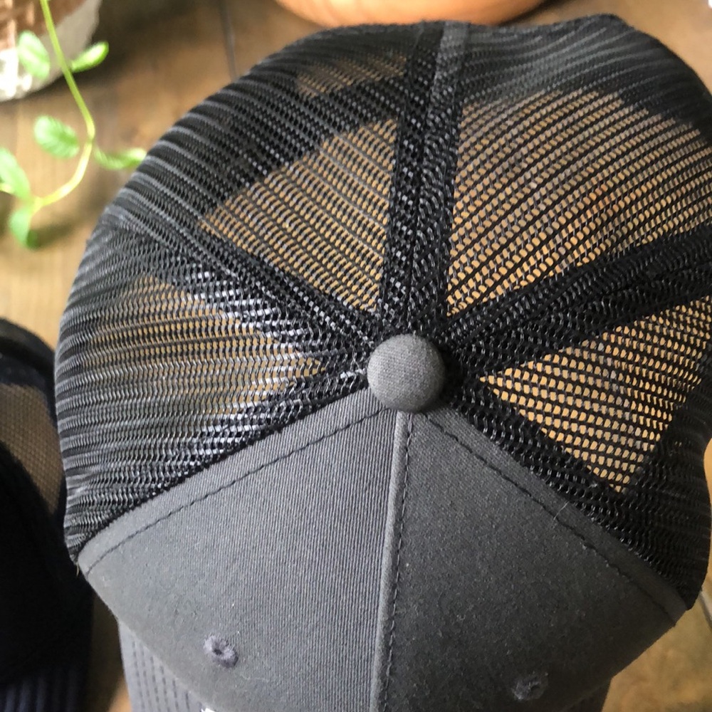 Trucker hats - Picture 4 of 8